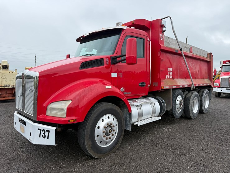 2015-kenworth-t880-image-1