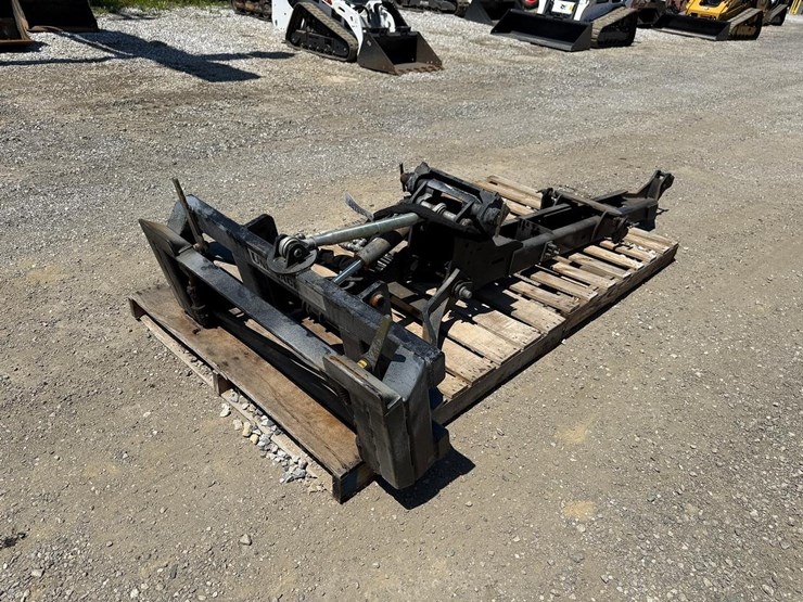 kubota-l4455a--4-pt-hitch-and-subframe-wh-auto-latch-uni-tach-image-4