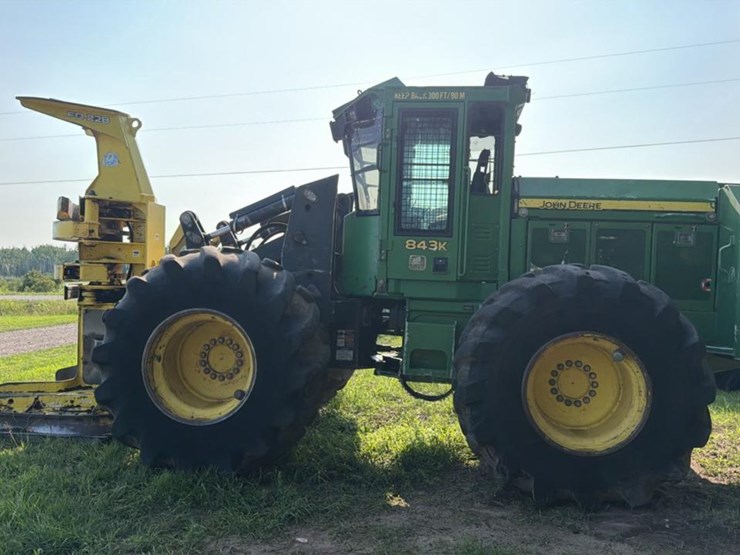 2012-deere-843k-image-2