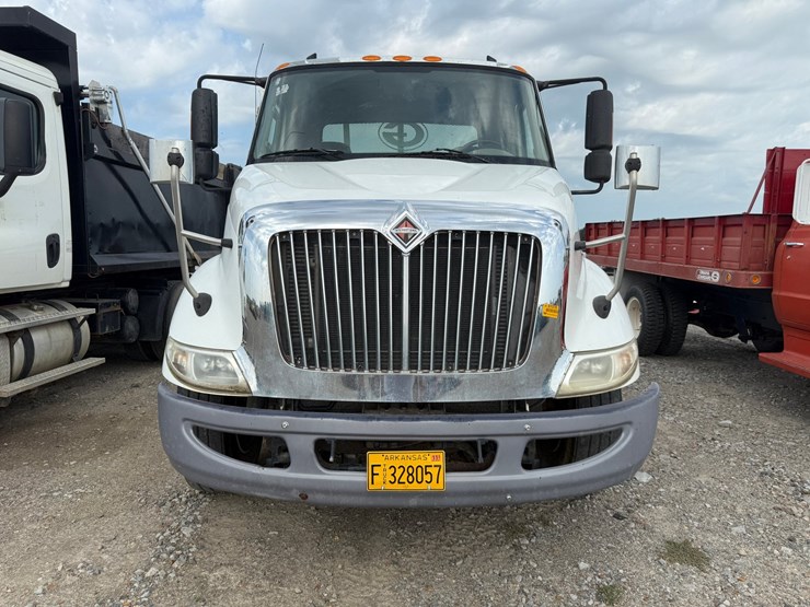 2012-international-transtar-8600-image-2
