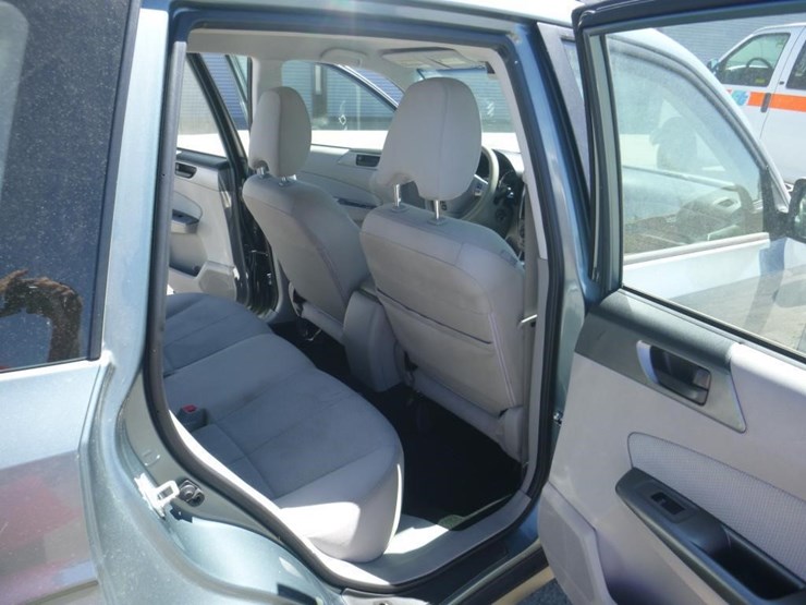 2012-subaru-forester-image-8