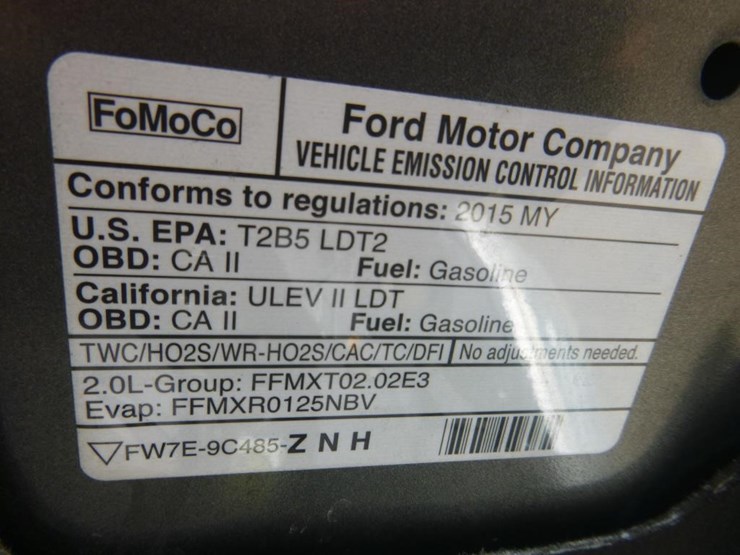 2015-ford-escape-image-12