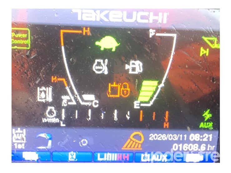 2022-takeuchi-tl10v2-image-2