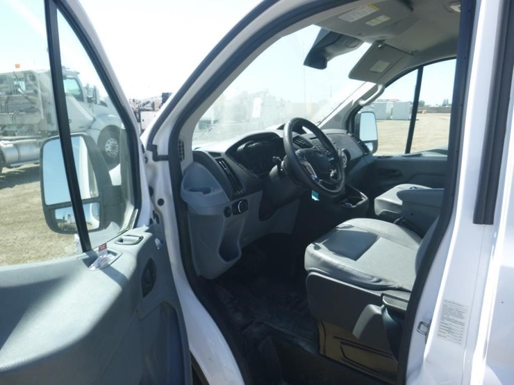 2018-ford-transit-image-5