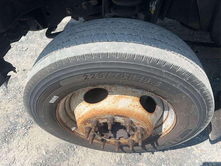 2012-ford-f450-xl-image-9