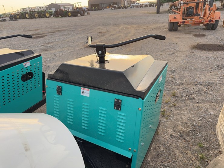 #43504-•-sdlool-mt800-wheeled-mini-mixer-truck-ltlsjbg800j260439-inv#43504-image-21