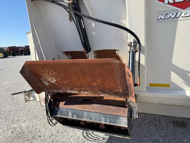 kuhn-knight-8132-image-24