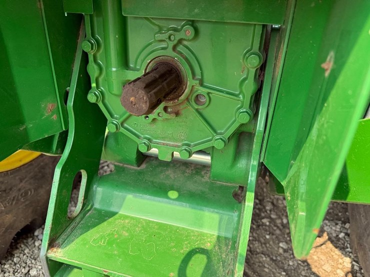 2023-john-deere-4052r-image-15