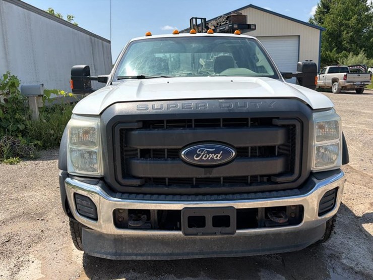 2013-ford-f550-image-8