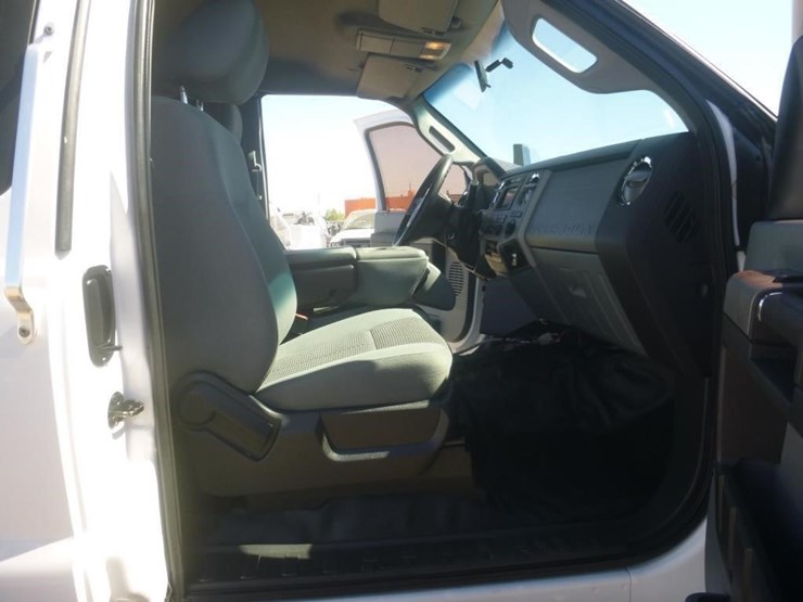 2016-ford-f650-image-18