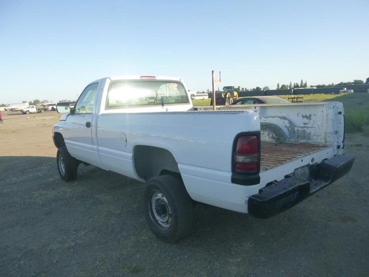 1996-dodge-ram-2500-image-5