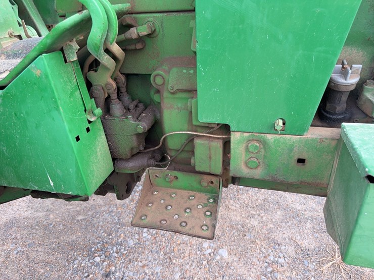 john-deere-4020-image-38