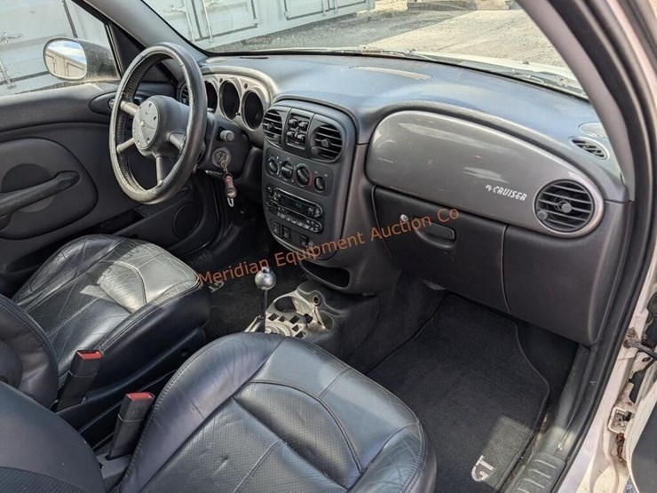 2003-chrysler-pt-cruiser-image-18