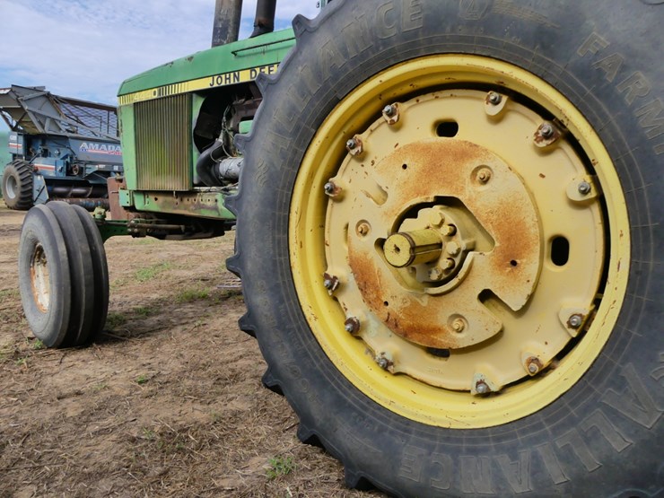 john-deere-4440-image-10