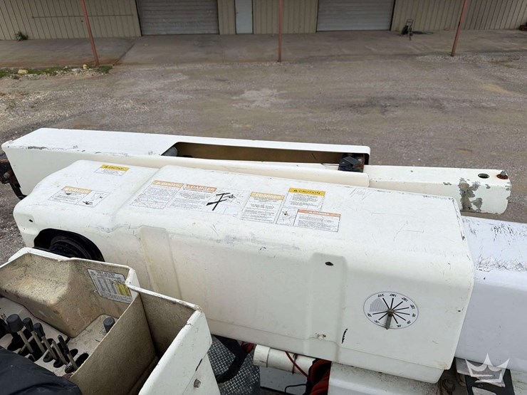 2019-international-durastar-4300-image-39
