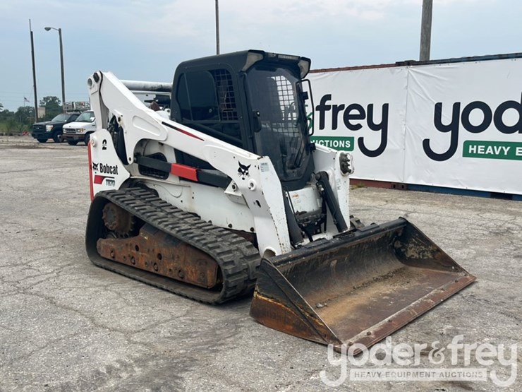 2016-bobcat-t870-image-19