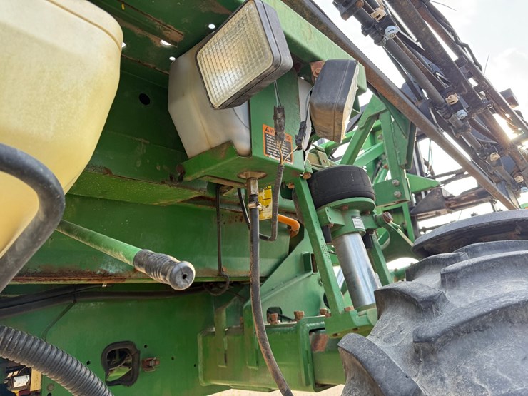 2002-john-deere-4710-image-55