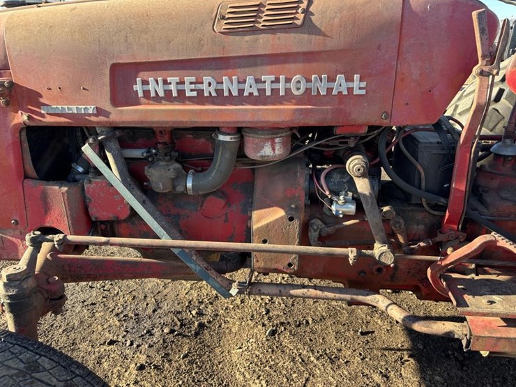 1956-international-300-image-30