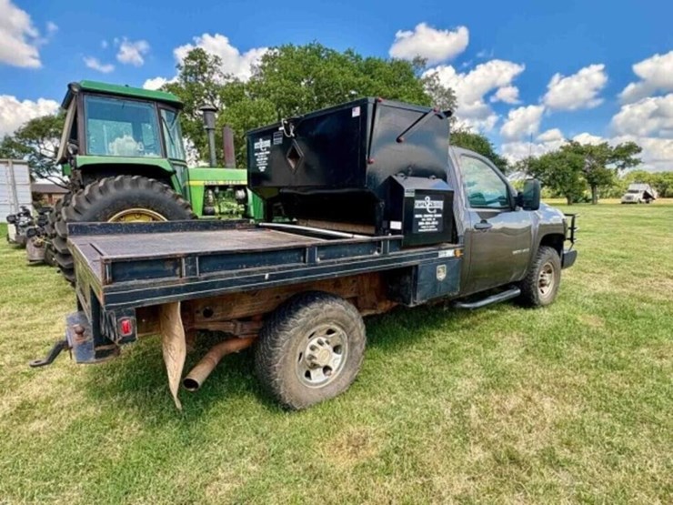 2008-chevrolet-3500hd-image-5