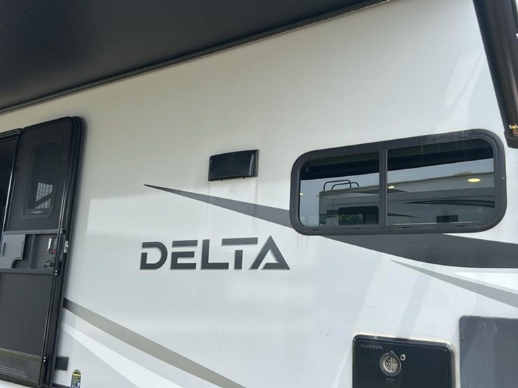 #141-•-2024-alliance-rv-delta-281bh-camper-image-14