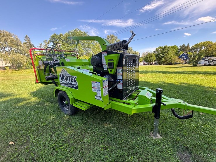 #157-•-2024-vortex-v12-31-towable-brush-chipper-image-49