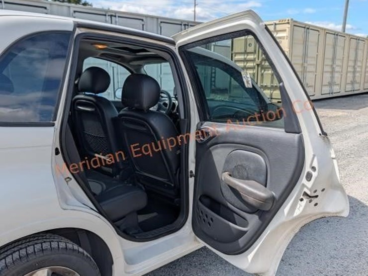 2003-chrysler-pt-cruiser-image-19