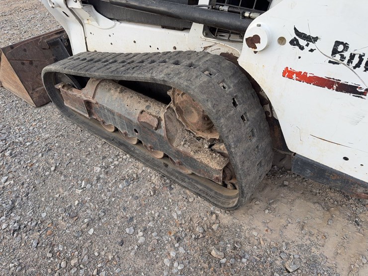 bobcat-t550-image-10