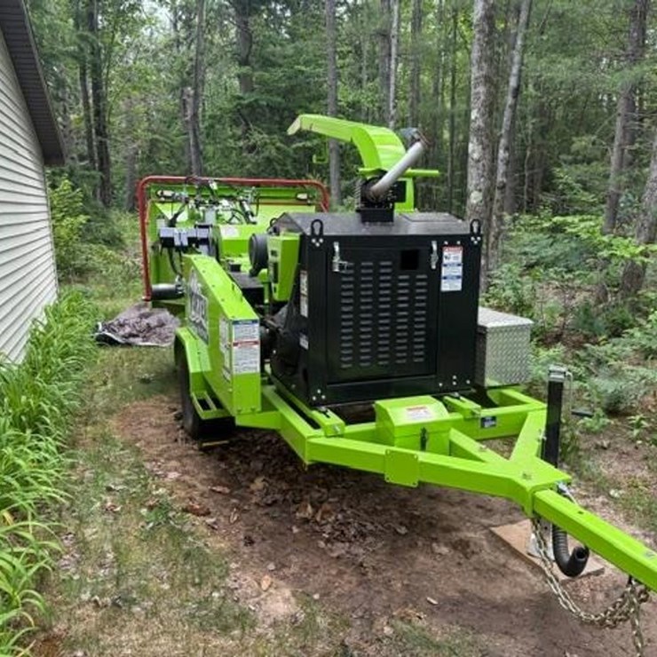 #159 • 2024 DYNA Products V12-31 Towable Brush Chipper