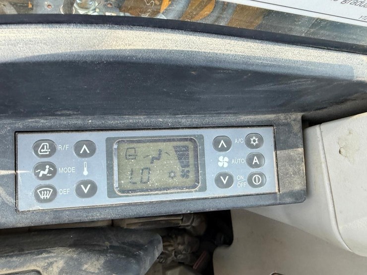kobelco-sk85cs-image-28