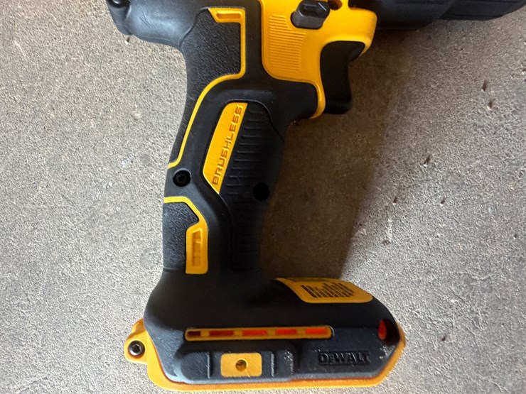 #21-•-dewalt-power-drill-image-11