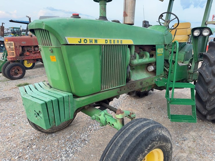 john-deere-4020-image-29