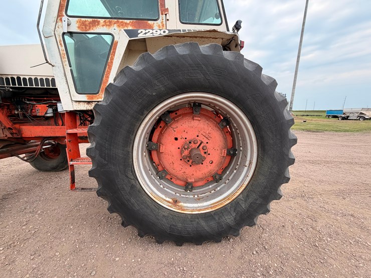 1978-case-2290-tractor-image-41