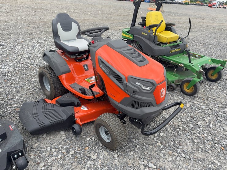 #5393-•-husqvarna-ts154x-riding-mower-020724a003624-inv#5393-image-2