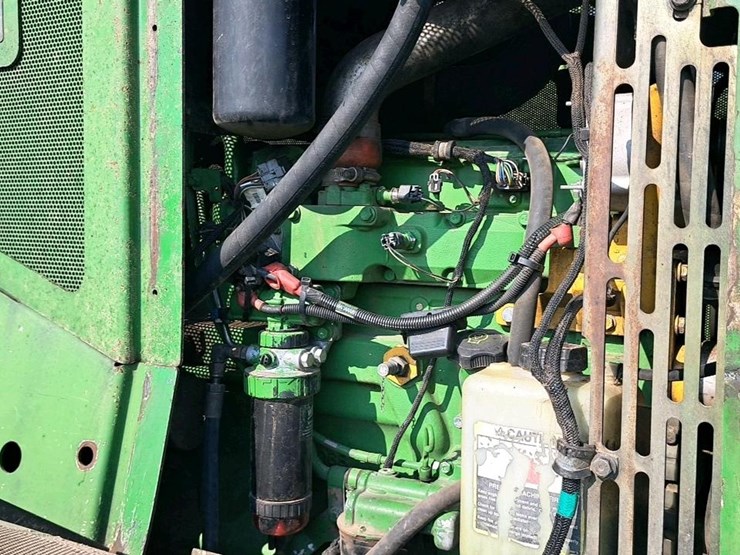 2008-deere-748h-image-19
