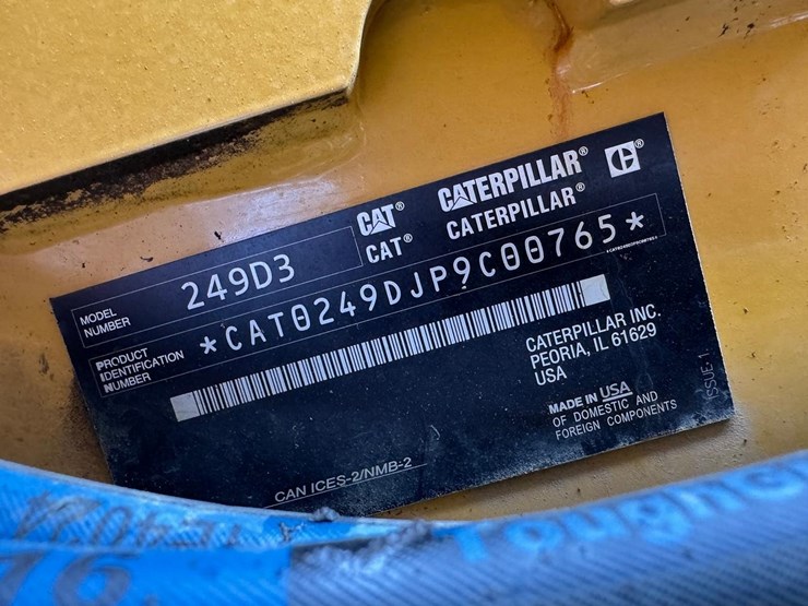 2020-caterpillar-249d3-image-32