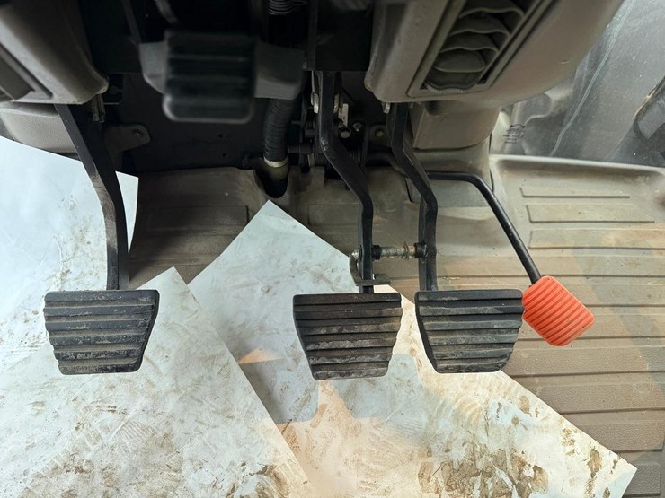 case-ih-mxu110-image-25