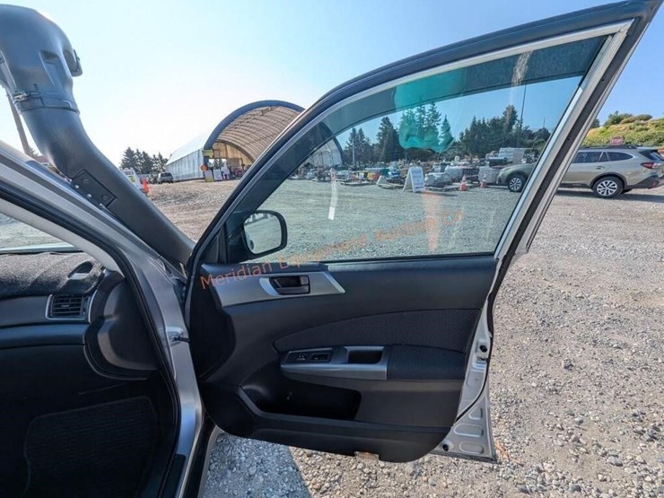 2012-subaru-forester-image-19