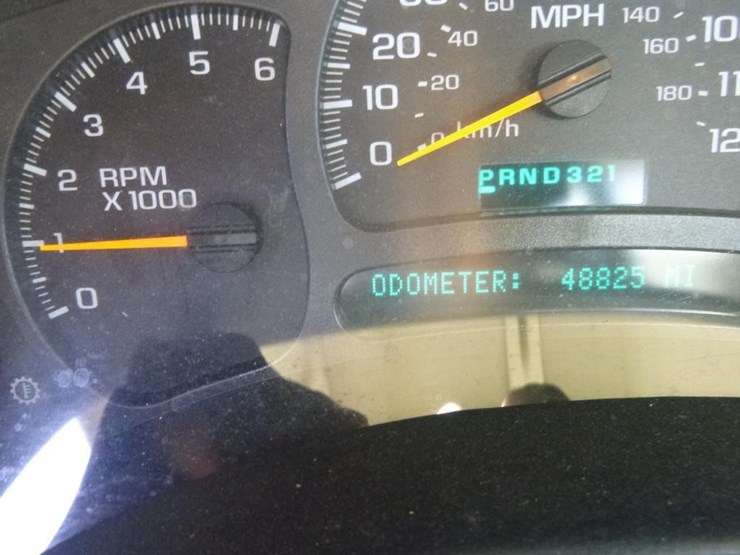2003-chevrolet-silverado-2500hd-image-33