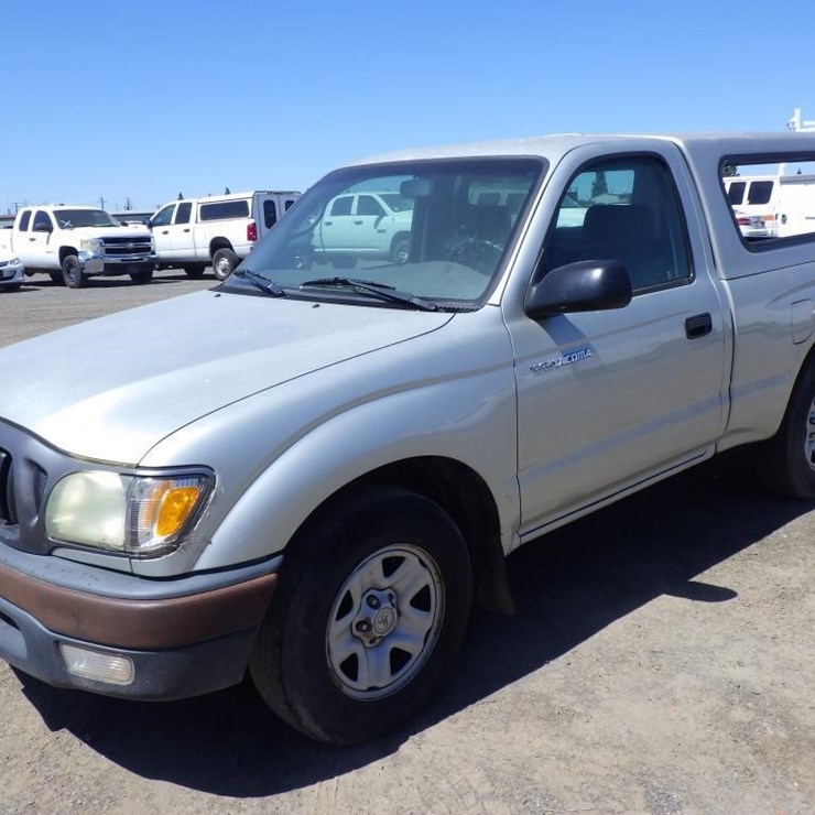 2004 TOYOTA TACOMA