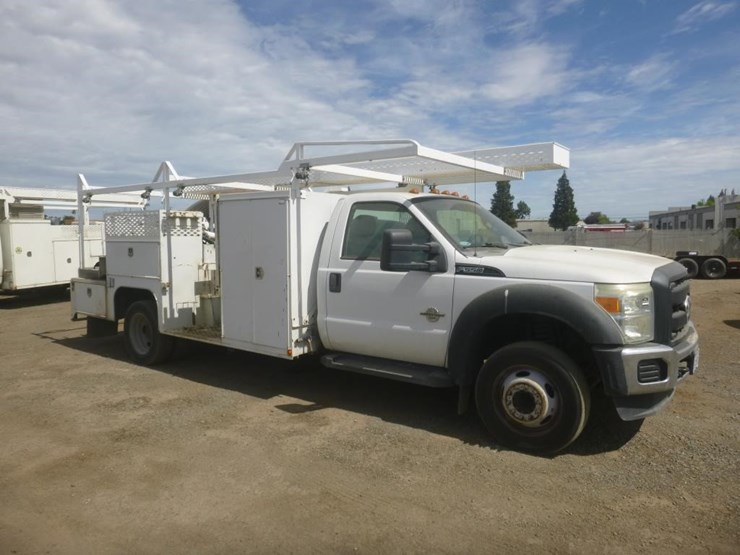 2011-ford-f550-image-2