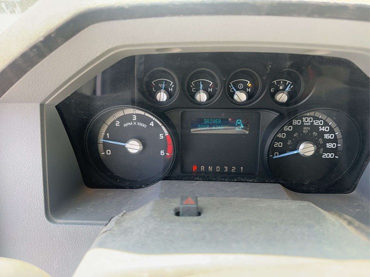 2012-ford-f450-xl-image-27