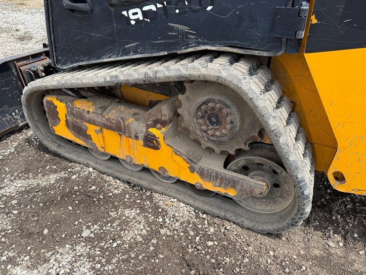 2013-jcb-190t-image-16