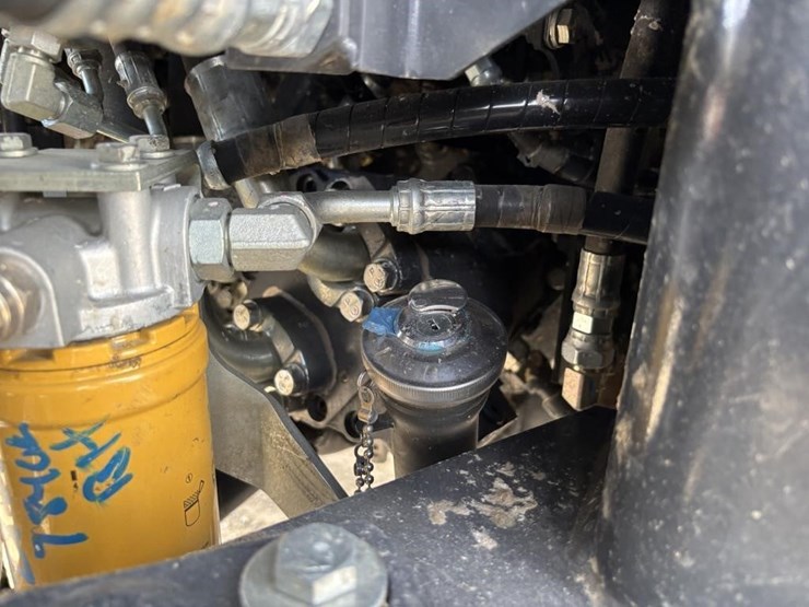 2019-komatsu-wa200-8-image-24