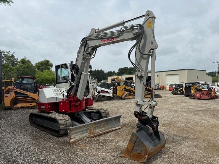 takeuchi-tb280fr-image-6