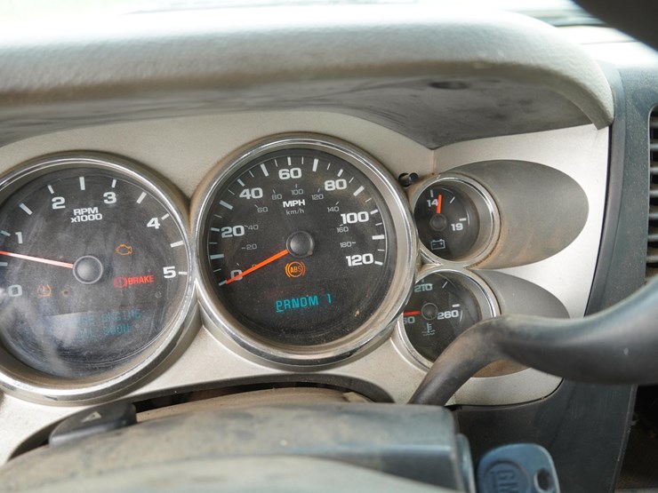 2008-chevrolet-2500-image-65