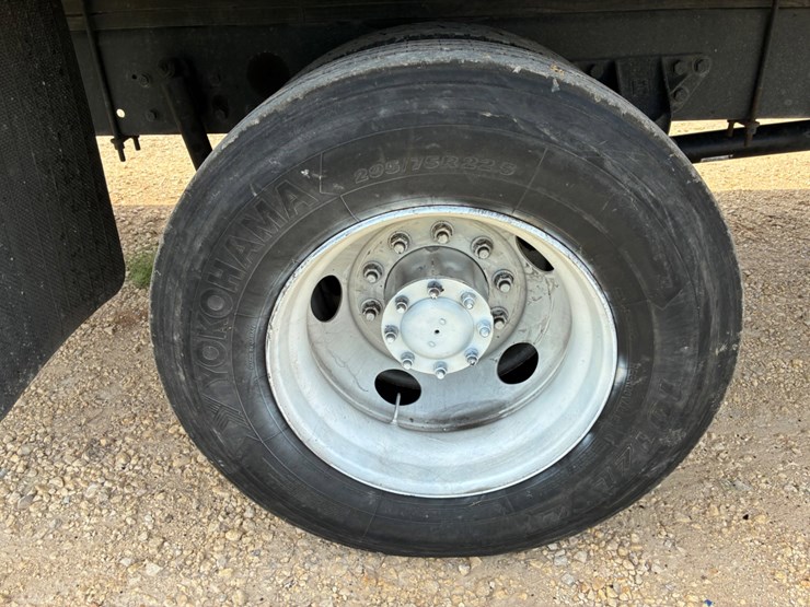 2017-kenworth-t270-image-15