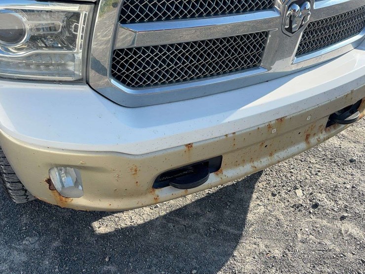 2016-ram-1500-laramie-longhorn-image-36