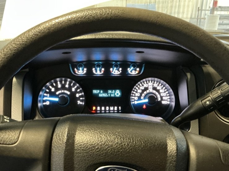 2014-ford-f150-image-17