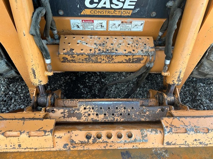 2011-case-sr200-image-10