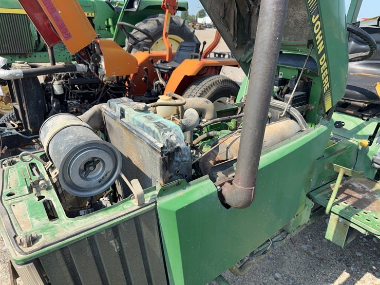 john-deere-1070-image-34
